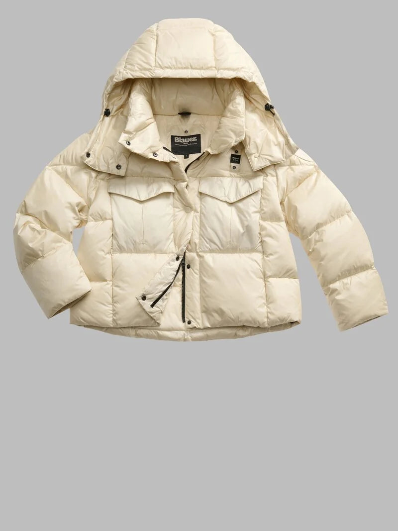 PLUMÍFERO CORTO BRILLANTE BLAUER